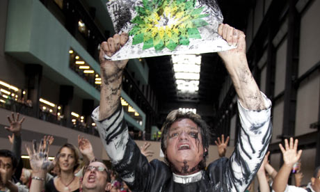 Protesters against BP sponsorship at Tate Modern