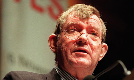 Robert Hughes