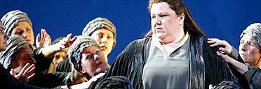 Jane Eaglen in La Vestale