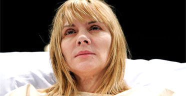Kim Cattrall in Whose Life is it Anyway?