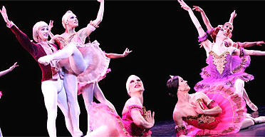 Les Ballets Trockadero de Monte Carlo, Peacock Theatre, London