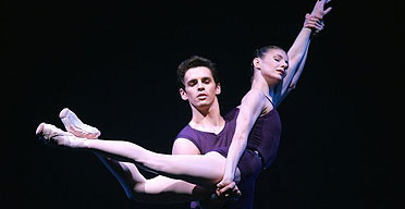 Alina Cojocaru and Federico Bonelli in Royal Ballet Polyphonia