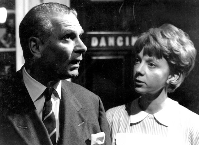 Laurence Olivier and Anna Massey in Otto Preminger's Bunny Lake is Missing (1965)