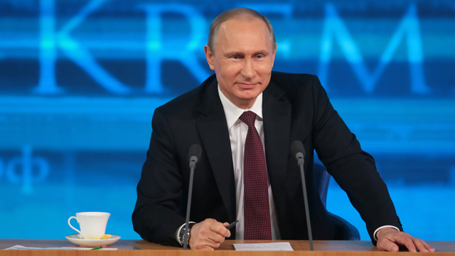 http://static.guim.co.uk/sys-images/Guardian/Pix/audio/video/2013/12/19/1387457368511/President-Putin-holds-ann-016.jpg