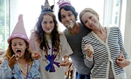 Iris Apatow, Maude Apatow, Paul Rudd and Leslie Mann in This is 40