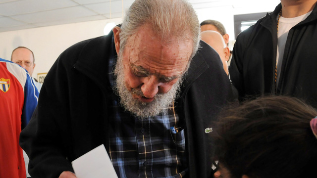Fidel Castro Dead Or Alive 2013