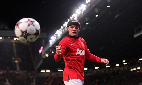 David Moyes backs Wayne Rooney to become Manchester United's top scorer - video