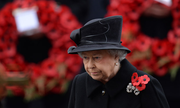 Remembrance Sunday: Queen leads commemoration in London - video | UK