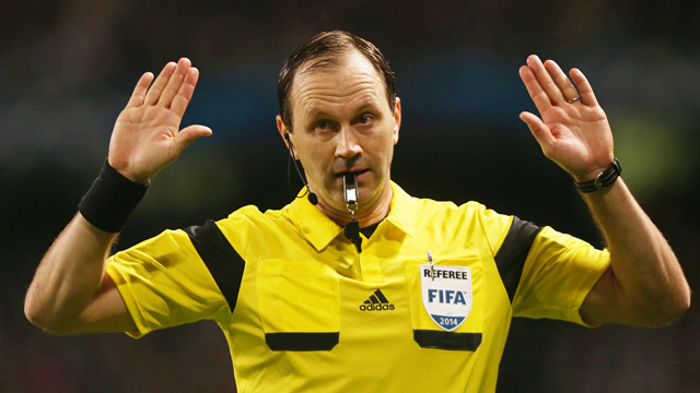 [Imagen: Referee-Jonas-Eriksson-017.jpg]