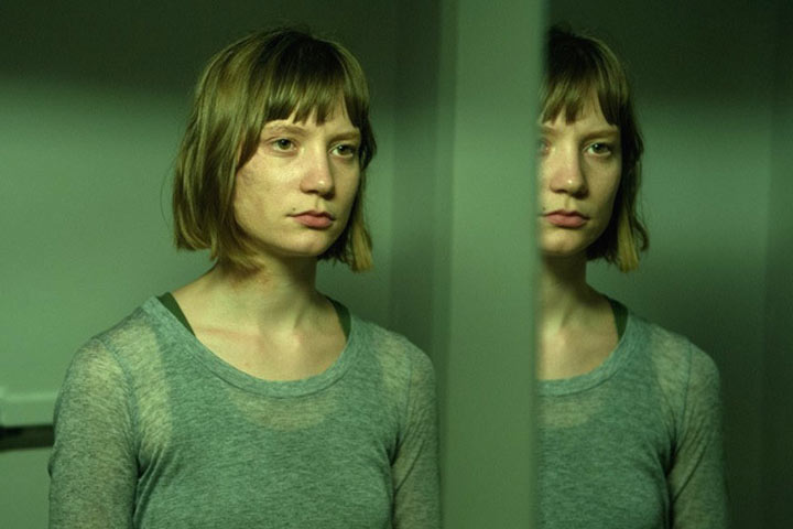 Mia Wasikowska in Map to the Stars