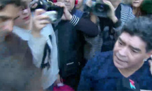 Diego Maradona slaps journalist in the face 