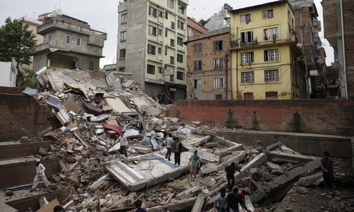 Kathmandu earthquake leaves buildings in ruins as death toll rises