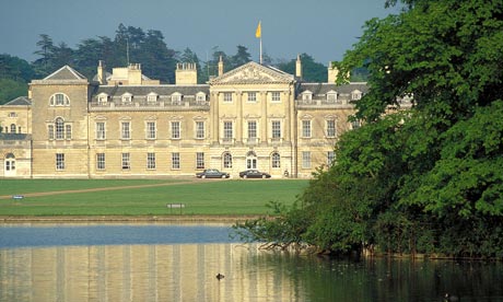 Woburn abbey and lake,