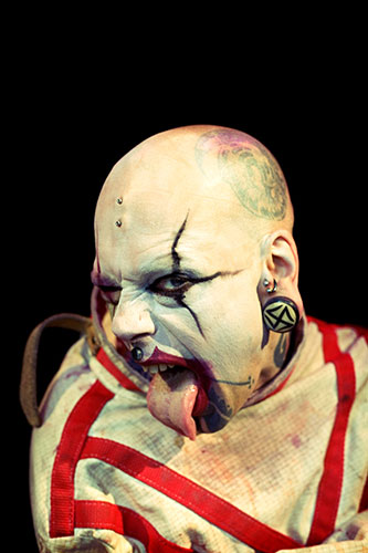 Portraiture masterclass: A clown from the Fire Tusk Pain Proof Circus