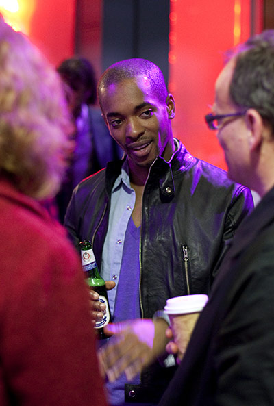 Enjoy England Curve : Actor Aki Omoshaybi (Sailor/Animator) chats to readers 