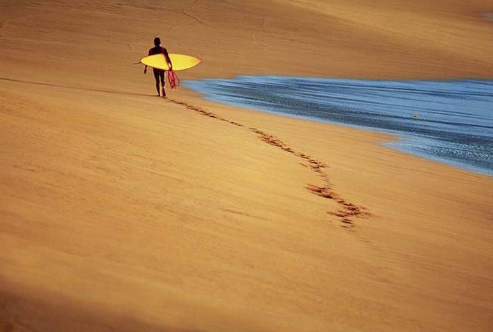 Davidoff | Cool beaches: Waimea Bay, Hawaii