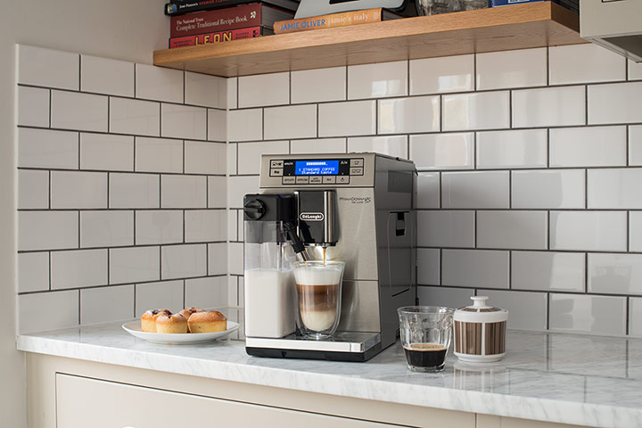 DeLonghi: <strong>De'Longhi Prima Donna XS </strong><br></br>Perfect for small kitche