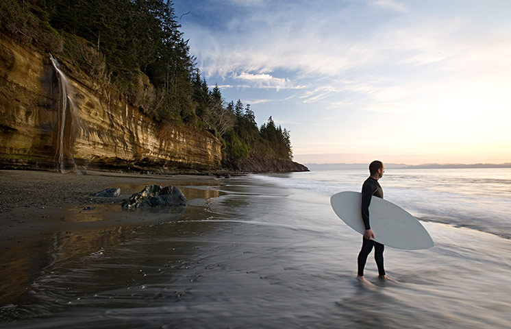 British Columbia: Try out your surfing skills at Mystic beach on Vancouver Island
