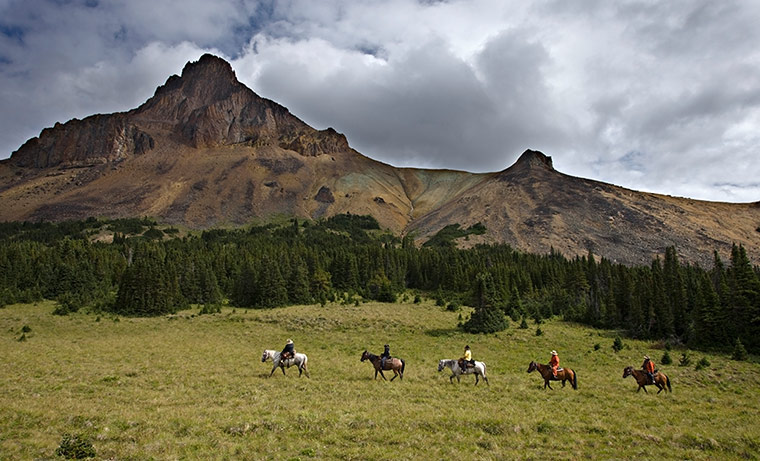 British Columbia: The vast landscapes of British Columbia are ideal for riding