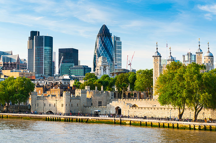 Hilton Compass: Hilton Compass: Tower of London cityscape, The Gherkin