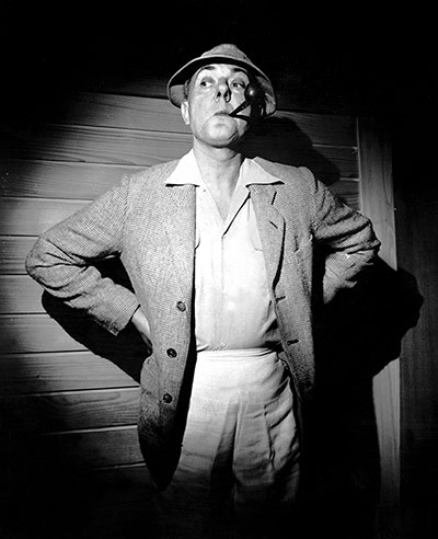 FFF at home: FFF at home: Jacques Tati poses as Monseiur Hulot