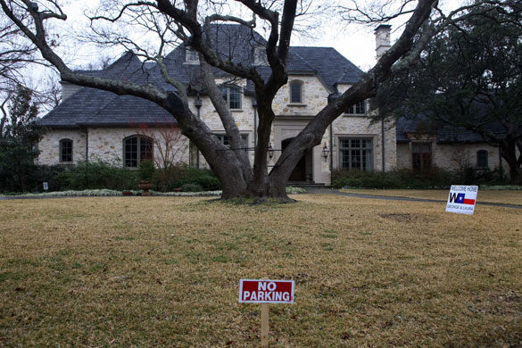 Welcome Home: Former President Bush moves to Dallas Texas