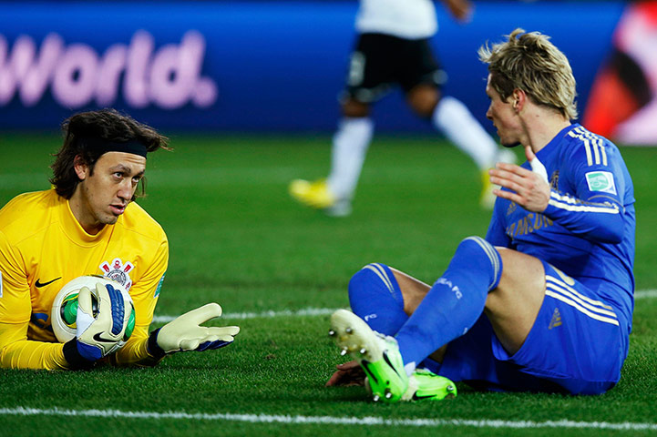 FIFA Club World Cup Final: Goalkeeper Cassio of Brazil's Corinthians and Torres