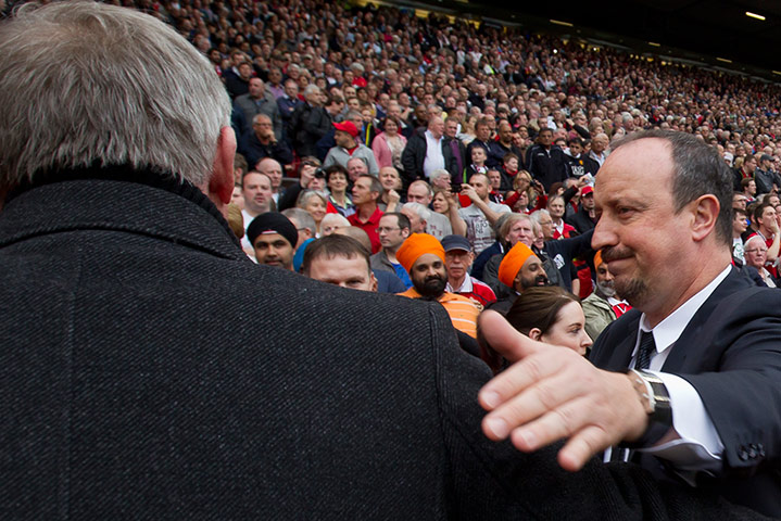 Manchester Utd vs Chelsea: Chelsea's manager Rafa Benitez