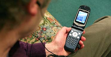 Victor Keegan tries out the Hutchison 3G phone