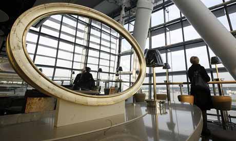 Amato Cafe at Terminal 5