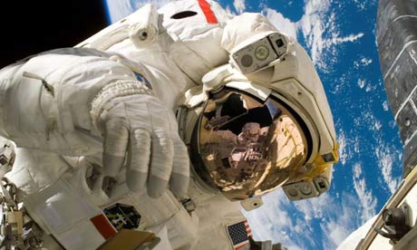astronaut in space. Science blog + European Space