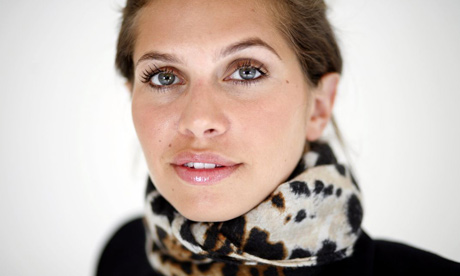 Dasha Zhukova Long hair  Center 