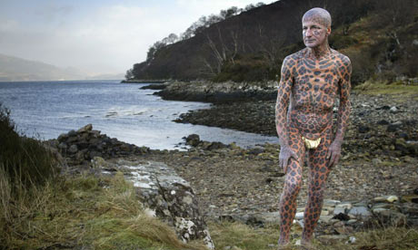  his leopard tattoos has changed his spot for a one-bedroom apartment.