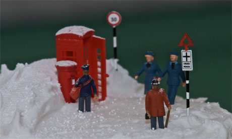 Christmas cake decoration