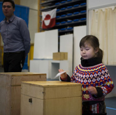 Gallery Greenland: voting in Greenland