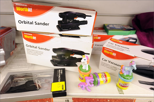 Gallery Woolworths closing down: Woolworths closing down sale