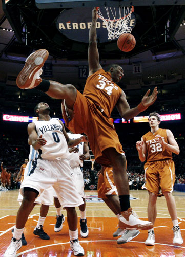 Gallery Sport pics of week: Jimmy V Classic NCAA college basketball game