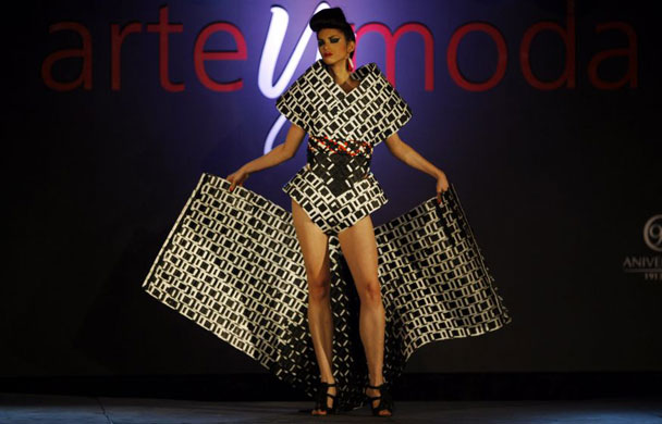 Gallery Fashion round up: Model at the Havana fashion show