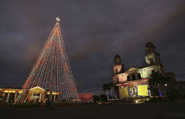 Gallery Christmas lights: Managua