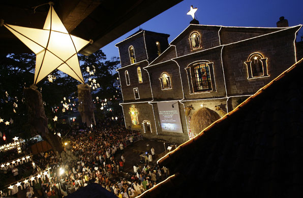 Gallery Christmas lights: Manila
