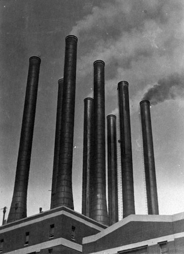 Gallery Michigan auto industry: Smokestacks of the Ford factory, Detroit