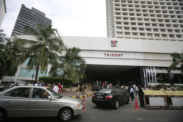 Gallery Mumbai hotels reopen: Vehicle's queue-up to enter at the Trident-Oberoi hotel in Mumbai