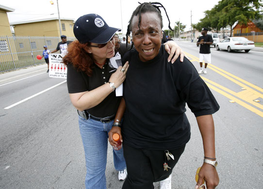 Gallery 24 hours : Rally protesting about killings in Miami