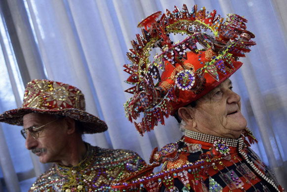Gallery 24 hours in pictures: People in costumes attend the draw for El Gordo  in Madrid