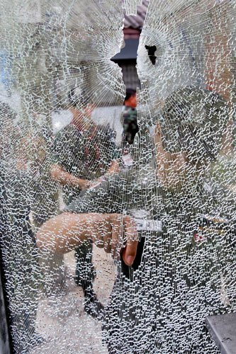 Gallery 24 hours in pictures: bomb blast in Thai province of Narathiwat