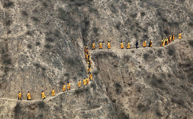 Gallery 24 hours in pictures: Worshippers during Taoist festival