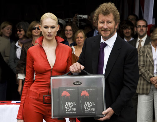 Gallery books 2008 year in review: Sebastian Faulks at the launch of the new James Bond book, Devil May Care