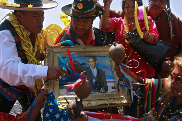 Gallery 24 hours in pictures: eruvian shamans make a ritual of predictions for the new year