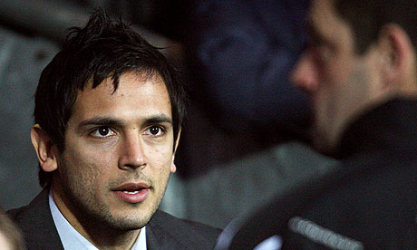 Roque Santa Cruz is tipped to join Manchester City when the transfer window 