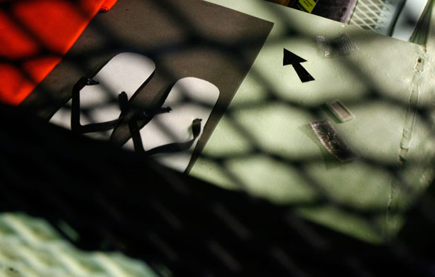 Gallery Guantanamo Bay : An arrow points the way to mecca inside a cell in Guantanamo Bay  